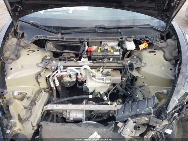 Tesla Model 3 Image 4