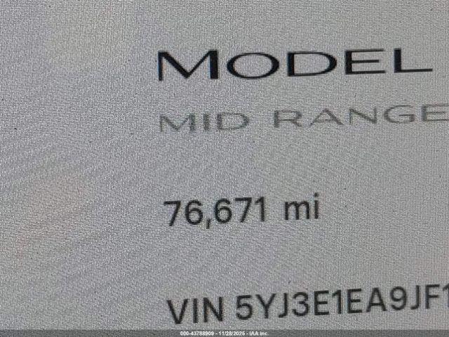 Tesla Model 3 Image 2
