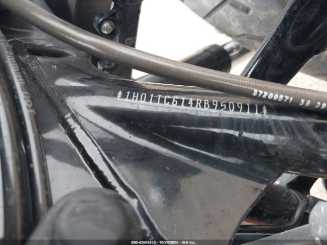 Harley-Davidson Fltrxse Image 11