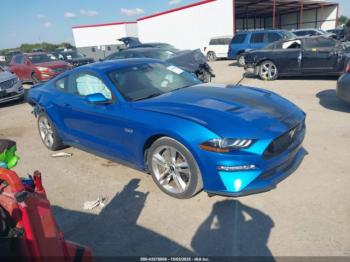  Salvage Ford Mustang