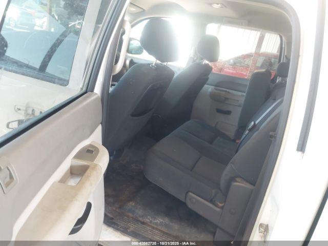 Chevrolet Silverado 1500 Work Truck Image 12