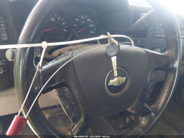 Chevrolet Silverado 1500 Work Truck Image 14