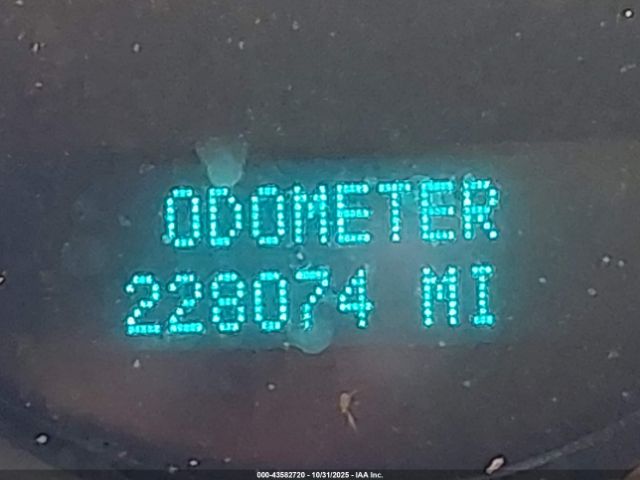 Chevrolet Silverado 1500 Work Truck Image 2