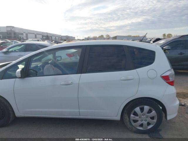 Honda Fit Image 16