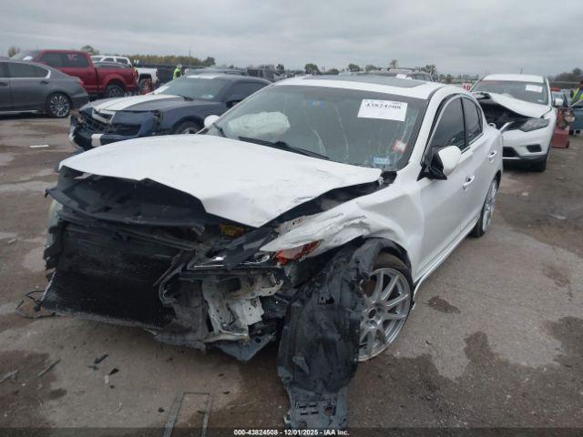 Acura ILX 2.4l Image 3