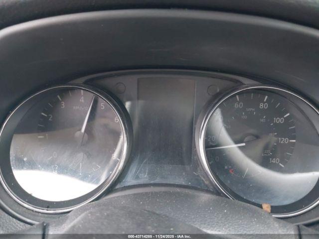 Nissan Rogue Sv Image 13