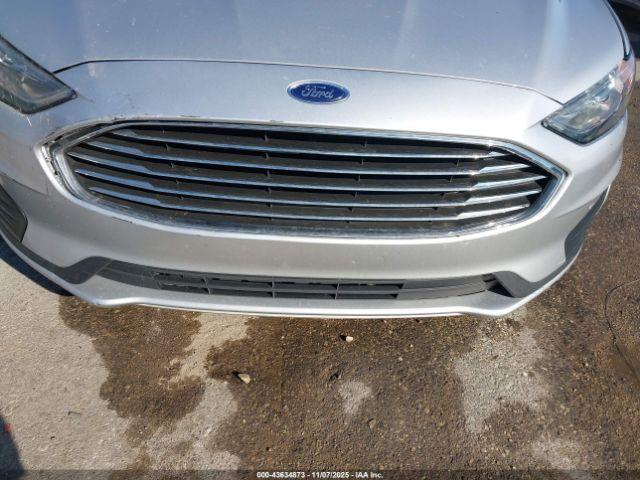 Ford Fusion Se Image 10