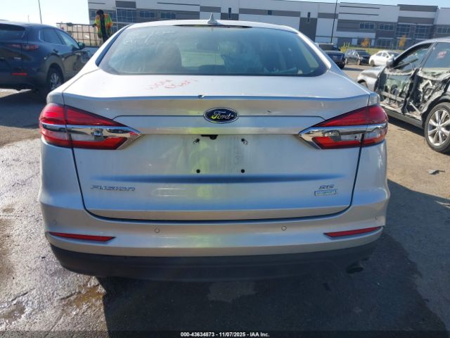 Ford Fusion Se Image 12