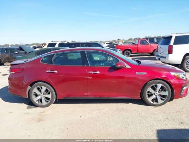 Kia Optima S Image 11