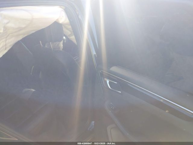 Porsche Macan T Image 10