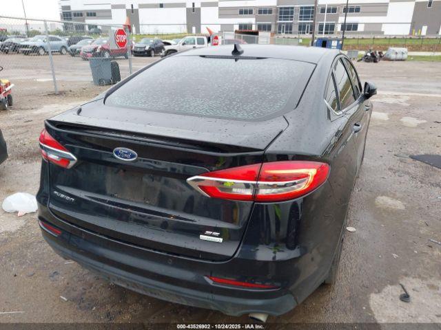 Ford Fusion Se Image 2