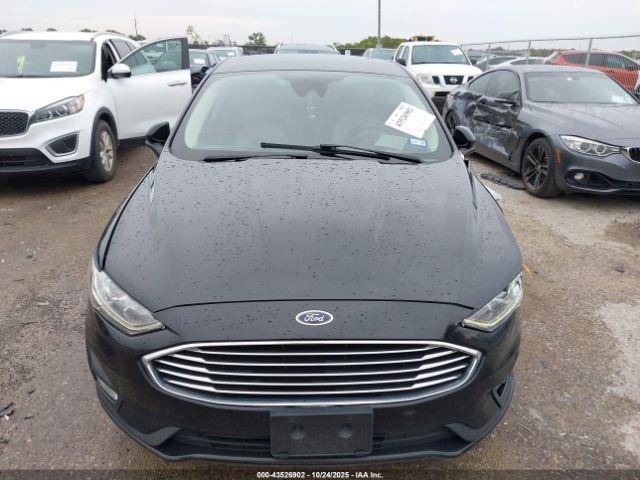 Ford Fusion Se Image 13
