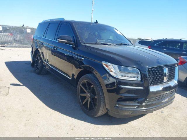  Salvage Lincoln Navigator