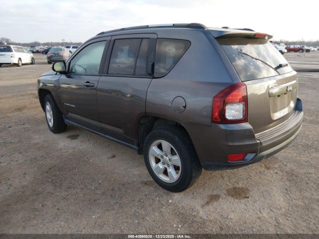 Jeep Compass Latitude Fwd Image 6