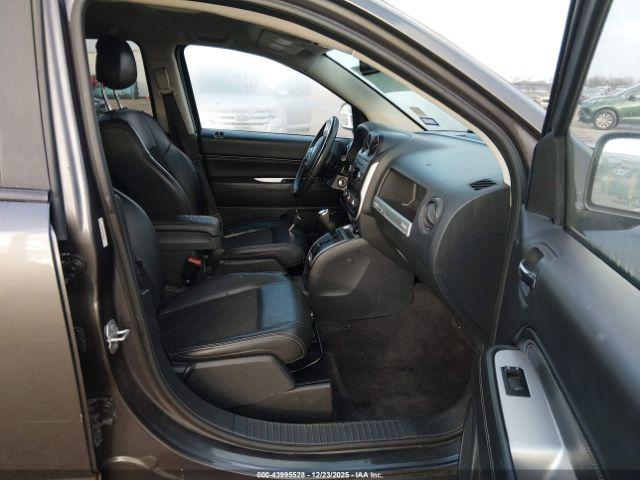 Jeep Compass Latitude Fwd Image 7