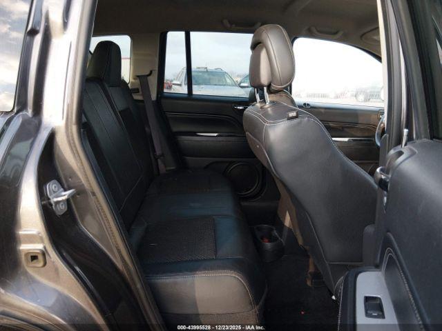 Jeep Compass Latitude Fwd Image 10