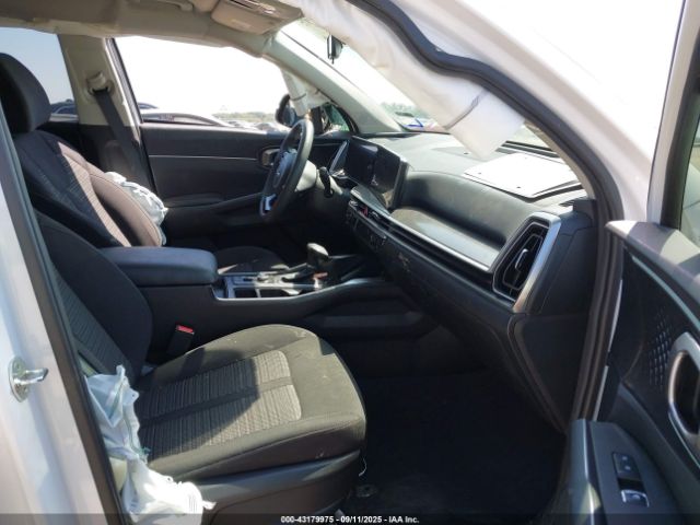 Kia Sorento Lx Image 8