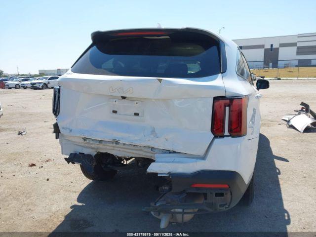 Kia Sorento Lx Image 14