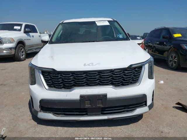 Kia Sorento Lx Image 10