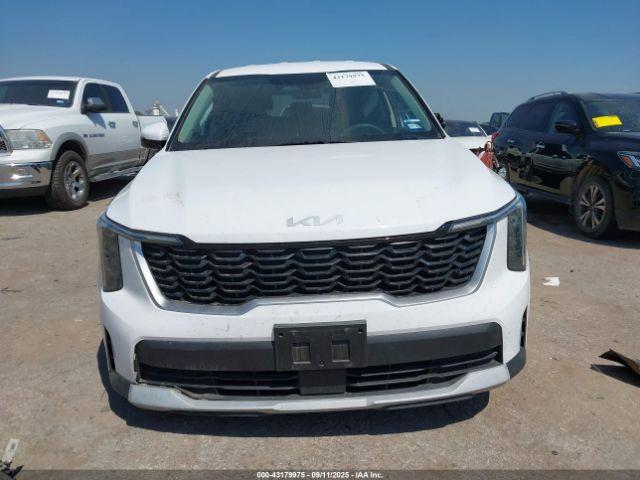 Kia Sorento Lx Image 10