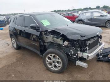  Salvage Jeep Compass