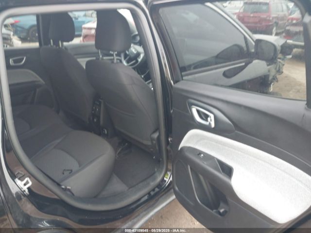 Jeep Compass Sport 4x4 Image 10