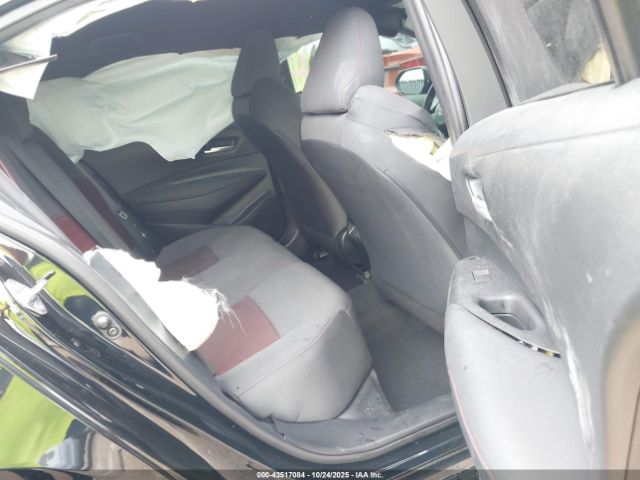 Toyota Corolla Se Image 6