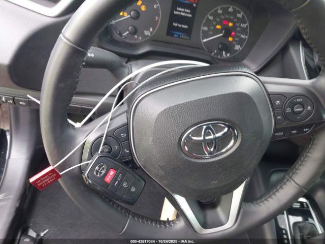 Toyota Corolla Se Image 10