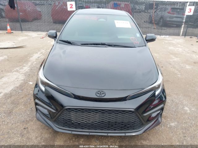 Toyota Corolla Se Image 14