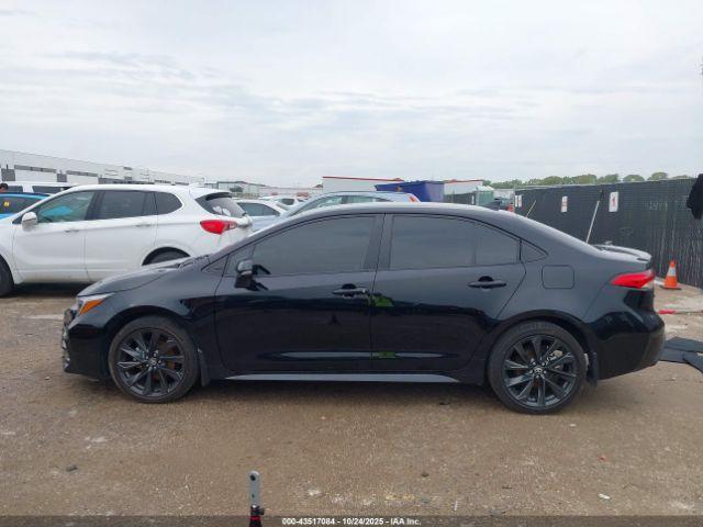 Toyota Corolla Se Image 11