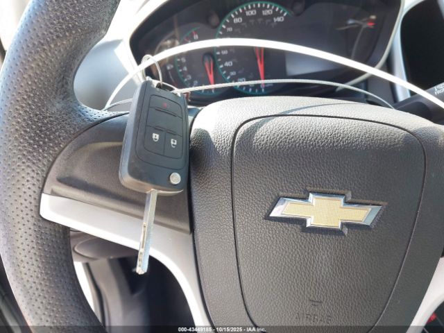 Chevrolet Sonic Lt Auto Image 3