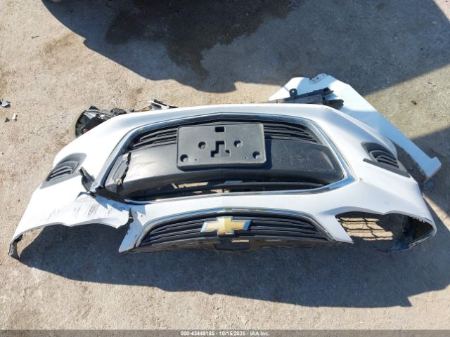 Chevrolet Sonic Lt Auto Image 2