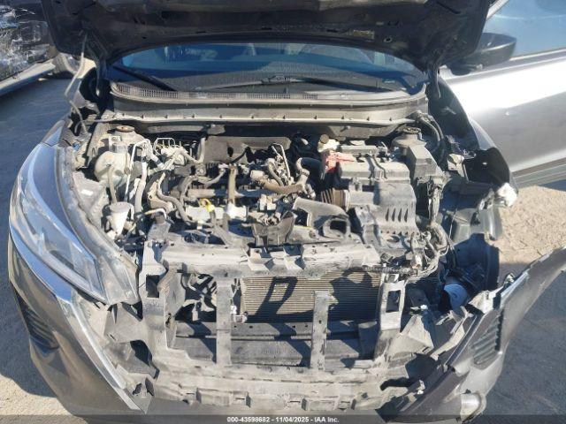 Nissan Kicks S Xtronic Cvt Image 11