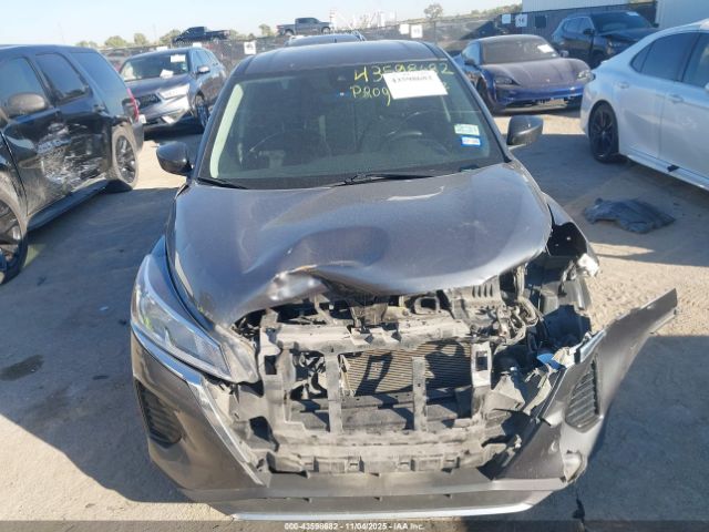 Nissan Kicks S Xtronic Cvt Image 9