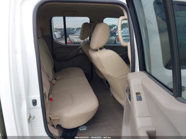 Nissan Frontier Sv Image 8