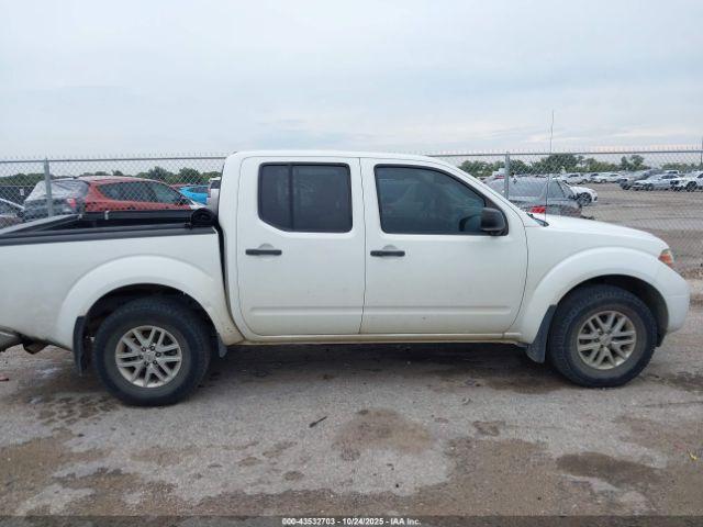 Nissan Frontier Sv Image 12