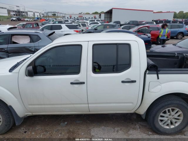 Nissan Frontier Sv Image 15