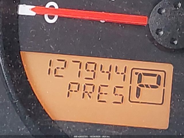 Nissan Frontier Sv Image 13