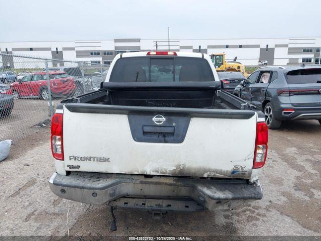 Nissan Frontier Sv Image 2