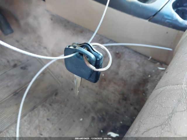 Ford Explorer Image 11