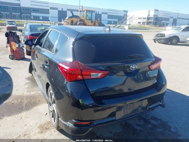 Toyota Corolla Image 13