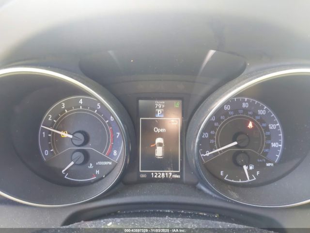 Toyota Corolla Image 16