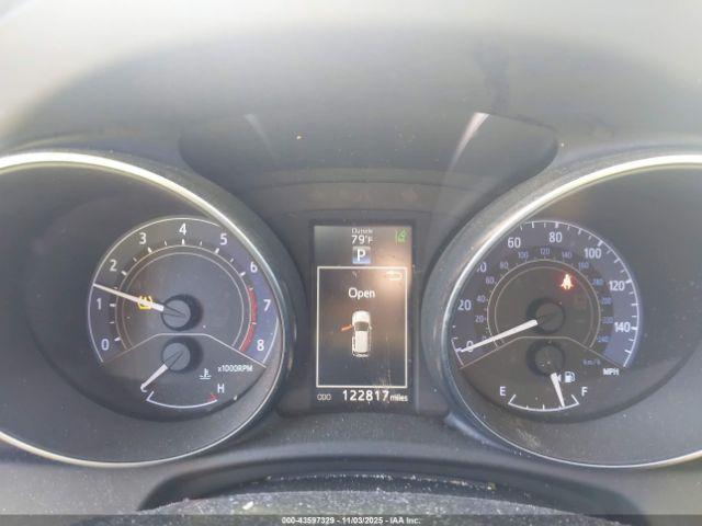 Toyota Corolla Image 16