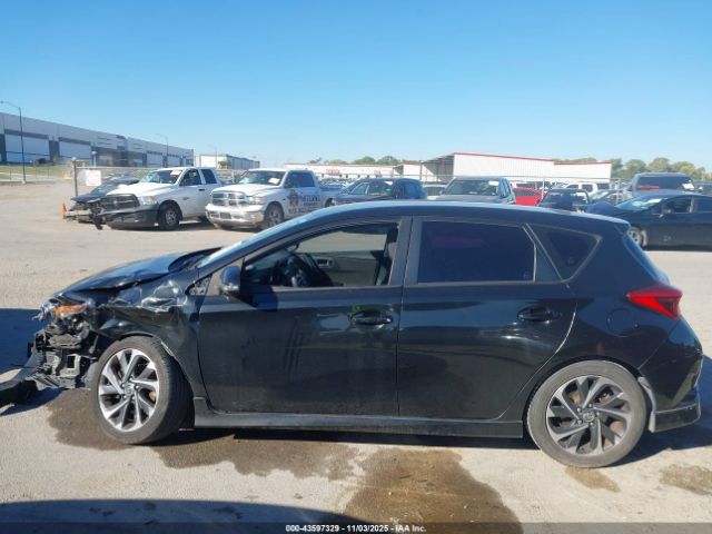 Toyota Corolla Image 9