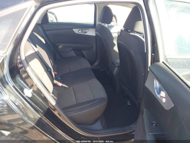 Kia Forte Lx Image 12