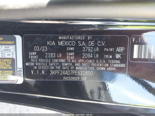 Kia Forte Lx Image 9