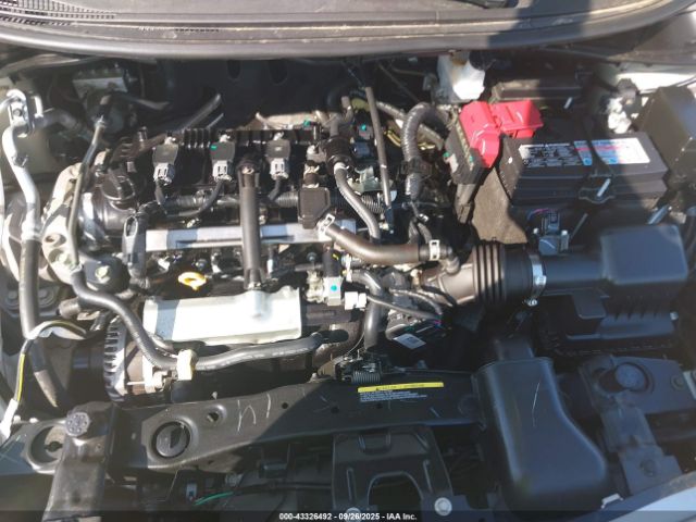 Nissan Versa 1.6 S Image 10