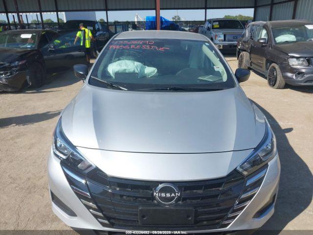 Nissan Versa 1.6 S Image 7