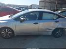 Nissan Versa 1.6 S Image 11