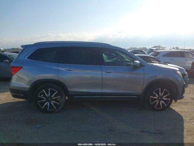 Honda Pilot 2wd Touring 7 Passenger Image 11
